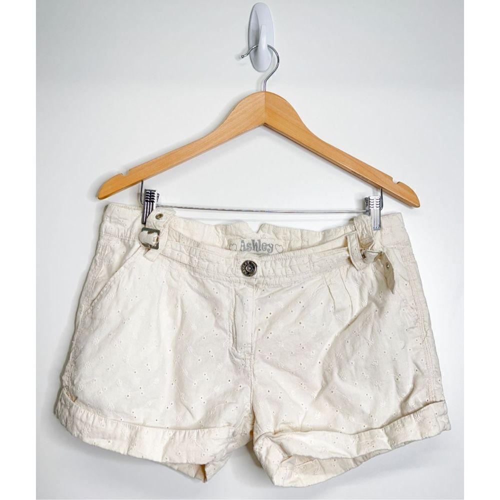 Ashley By 26 International Eyelet Shorts Womens Size XL Cream Floral 100% Cotton